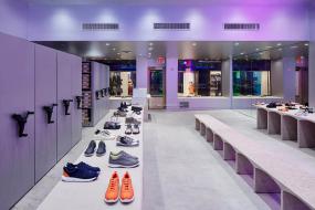 最新鞋店装饰实景图