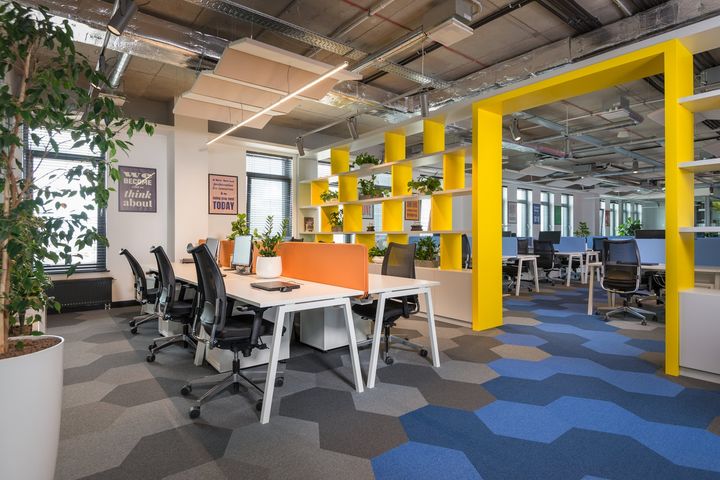 办公室装修效果图